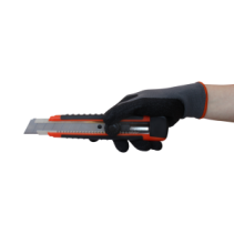 Nóż z ostrzem łamanym 25 mm